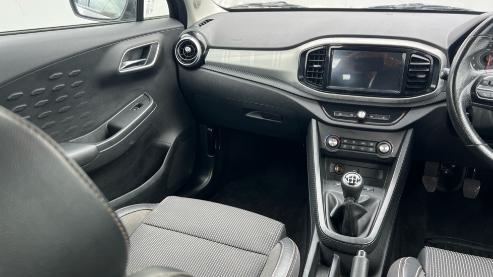 MG MG3 1.5 VTi-TECH Exclusive 5dr [Navigation] Petrol Hatchback - Image 14