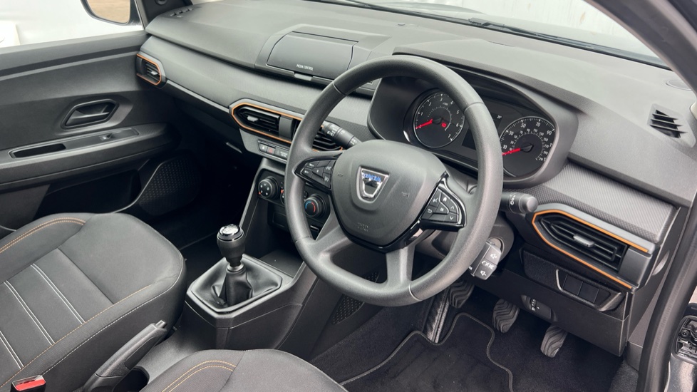 Dacia Sandero Stepway 1.0 TCe Essential 5dr Petrol Hatchback - Image 11