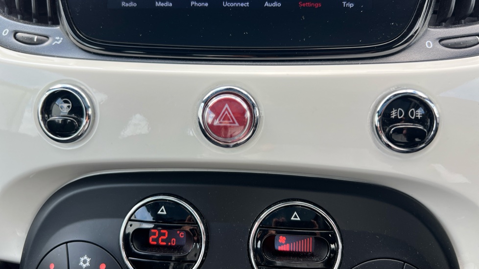 Fiat 500 1.0 Mild Hybrid Top 3dr Petrol Hatchback - Image 24