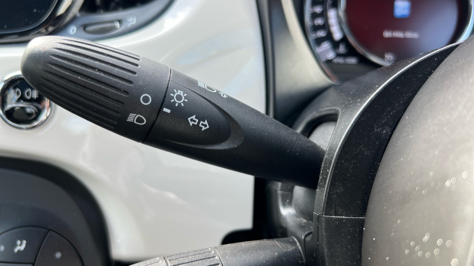 Fiat 500 1.0 Mild Hybrid Top 3dr Petrol Hatchback - Image 32