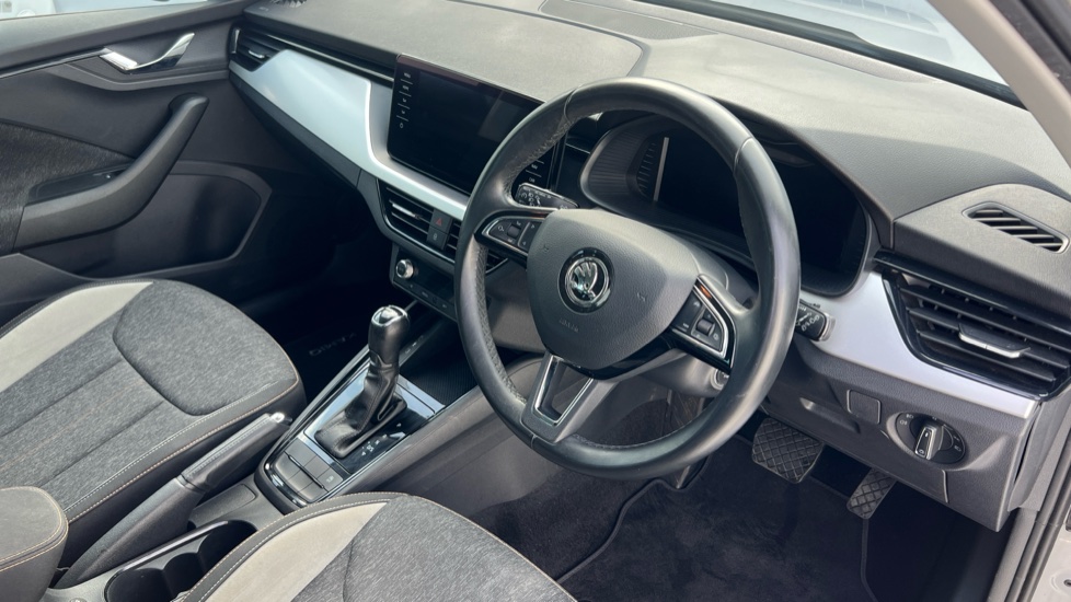 Skoda Kamiq 1.6 TDI SE L 5dr DSG Diesel Hatchback - Image 11
