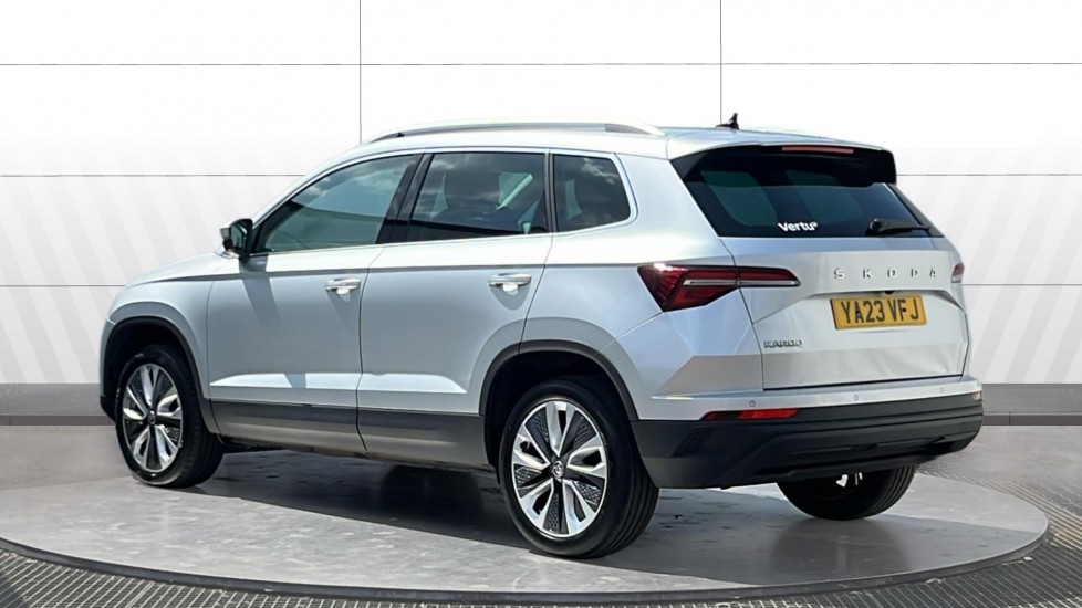 Skoda Karoq 1.5 TSI SE L 5dr DSG Petrol Estate - Image 2