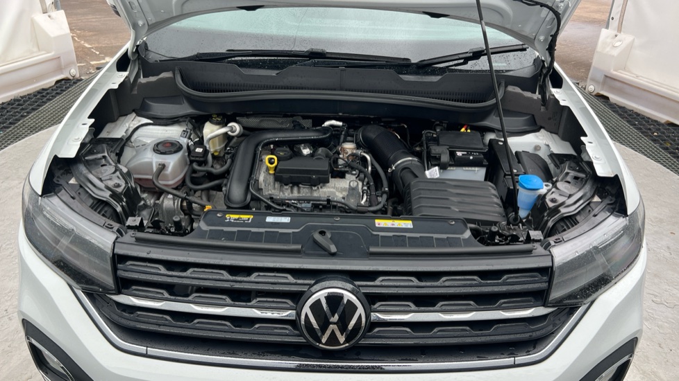 Volkswagen T-Cross 1.0 TSI Active 5dr Petrol Estate - Image 8