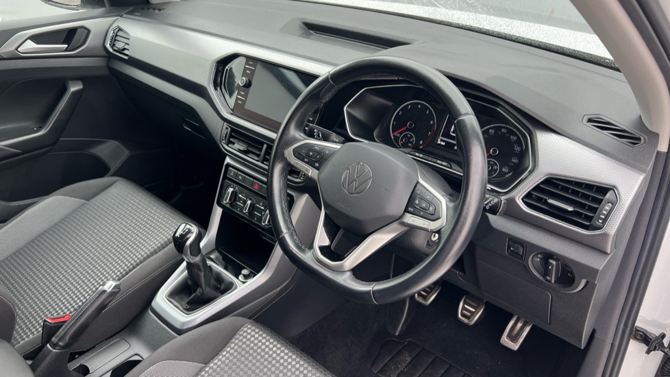 Volkswagen T-Cross 1.0 TSI Active 5dr Petrol Estate - Image 11