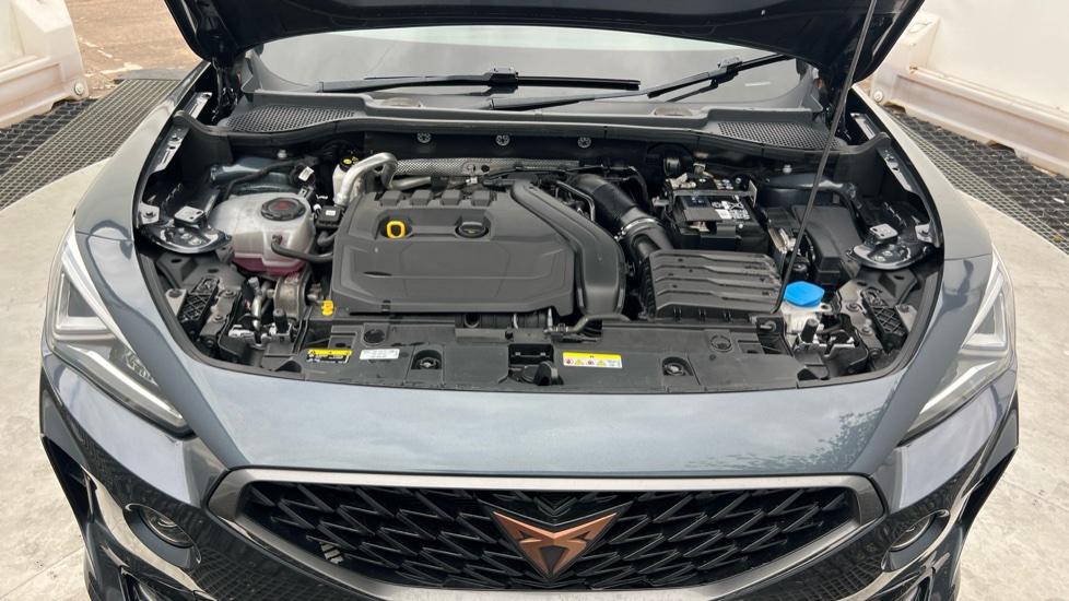 CUPRA Formentor 1.5 TSI 150 V2 5dr DSG Petrol Estate - Image 8