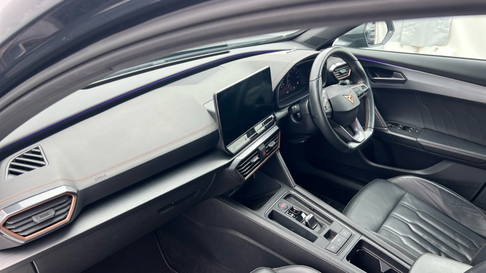 CUPRA Formentor 1.5 TSI 150 V2 5dr DSG Petrol Estate - Image 9