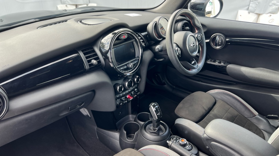 MINI Convertible 1.5 Cooper Sport II 2dr Auto Petrol Convertible - Image 9