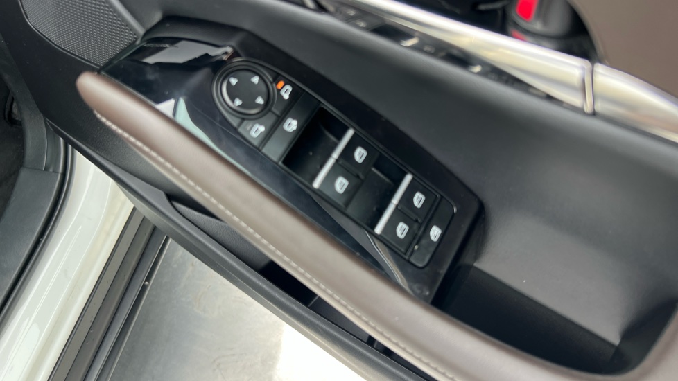 Mazda CX-30 2.0 e-Skyactiv X MHEV GT Sport Tech 5dr AWD Petrol Hatchback - Image 37