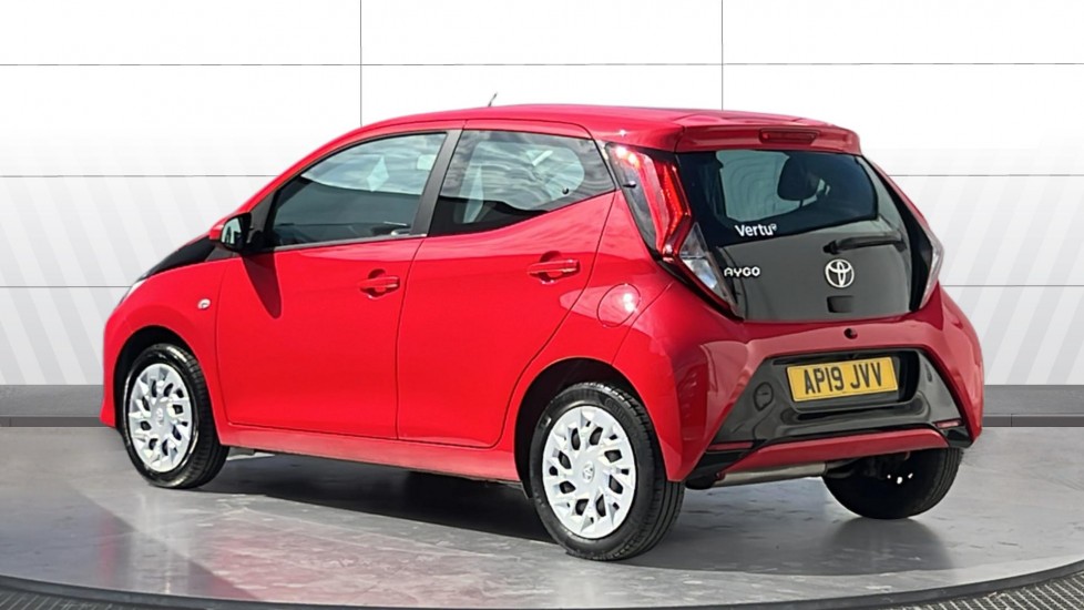 Toyota Aygo 1.0 VVT-i X-Play 5dr Petrol Hatchback - Image 2