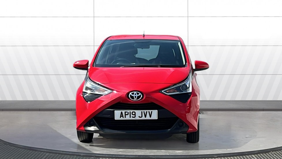 Toyota Aygo 1.0 VVT-i X-Play 5dr Petrol Hatchback - Image 3