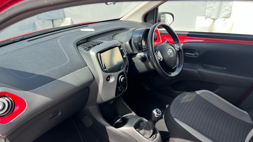 Toyota Aygo 1.0 VVT-i X-Play 5dr Petrol Hatchback - Image 9