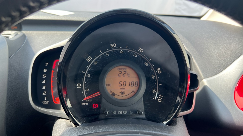 Toyota Aygo 1.0 VVT-i X-Play 5dr Petrol Hatchback - Image 18