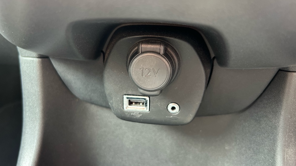 Toyota Aygo 1.0 VVT-i X-Play 5dr Petrol Hatchback - Image 19