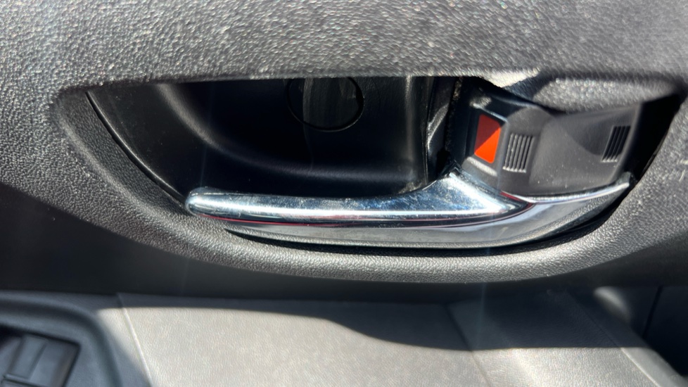 Toyota Aygo 1.0 VVT-i X-Play 5dr Petrol Hatchback - Image 33