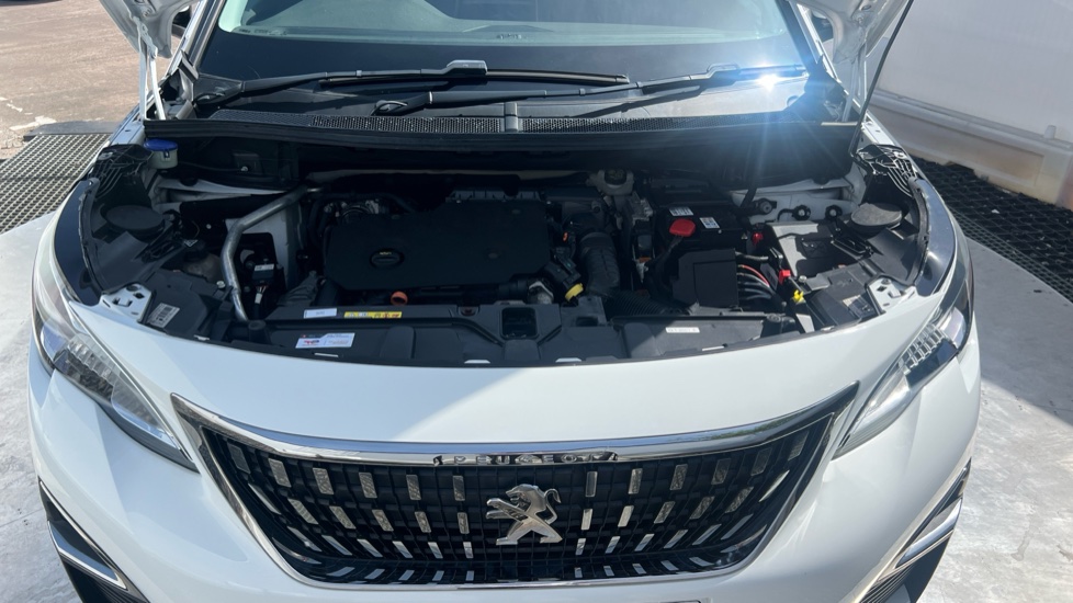 Peugeot 3008 1.5 BlueHDi Allure 5dr Diesel Estate - Image 8