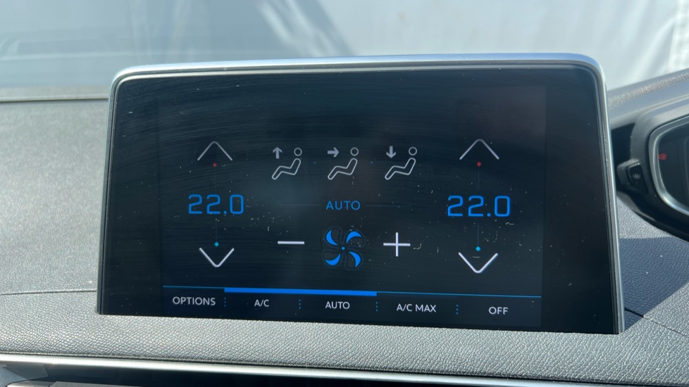 Peugeot 3008 1.5 BlueHDi Allure 5dr Diesel Estate - Image 22