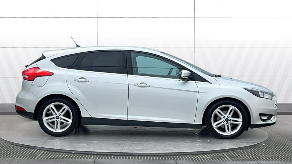 Ford Focus 1.5 TDCi 120 Titanium Navigation 5dr Diesel Hatchback - Image 5