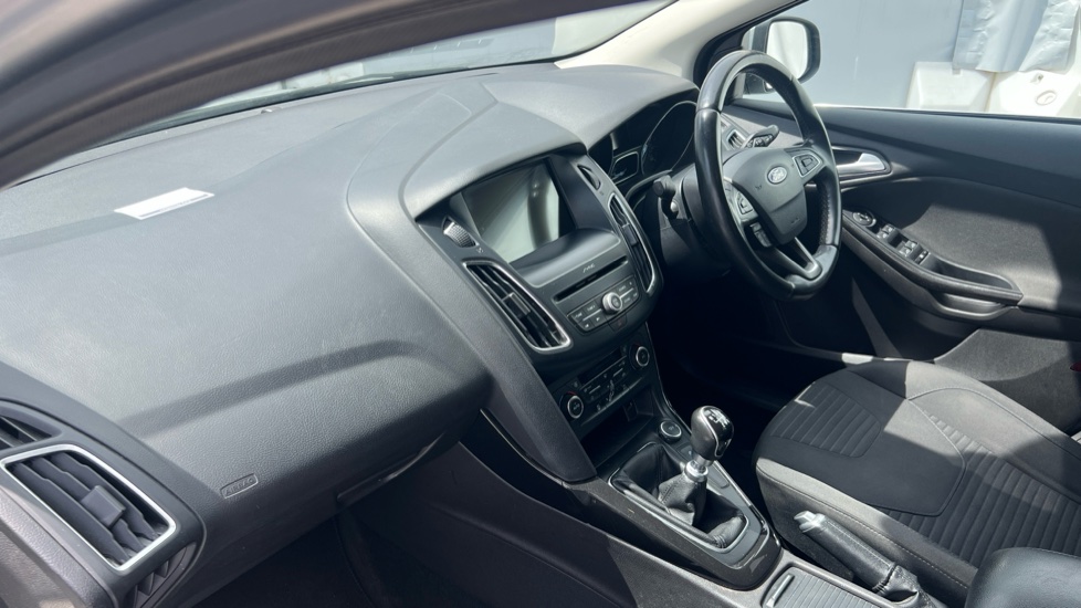 Ford Focus 1.5 TDCi 120 Titanium Navigation 5dr Diesel Hatchback - Image 9