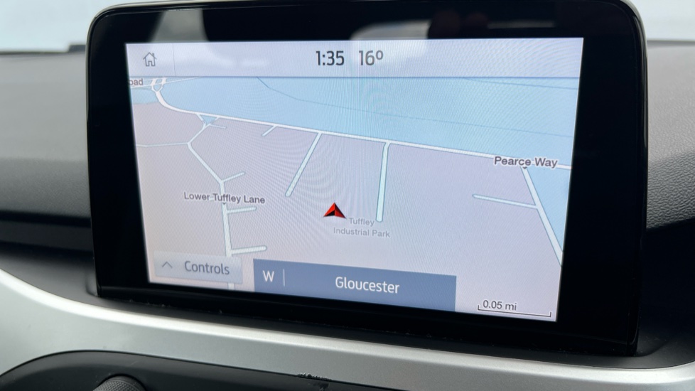Ford Focus 1.0 EcoBoost 125 Zetec 5dr Petrol Hatchback - Image 12