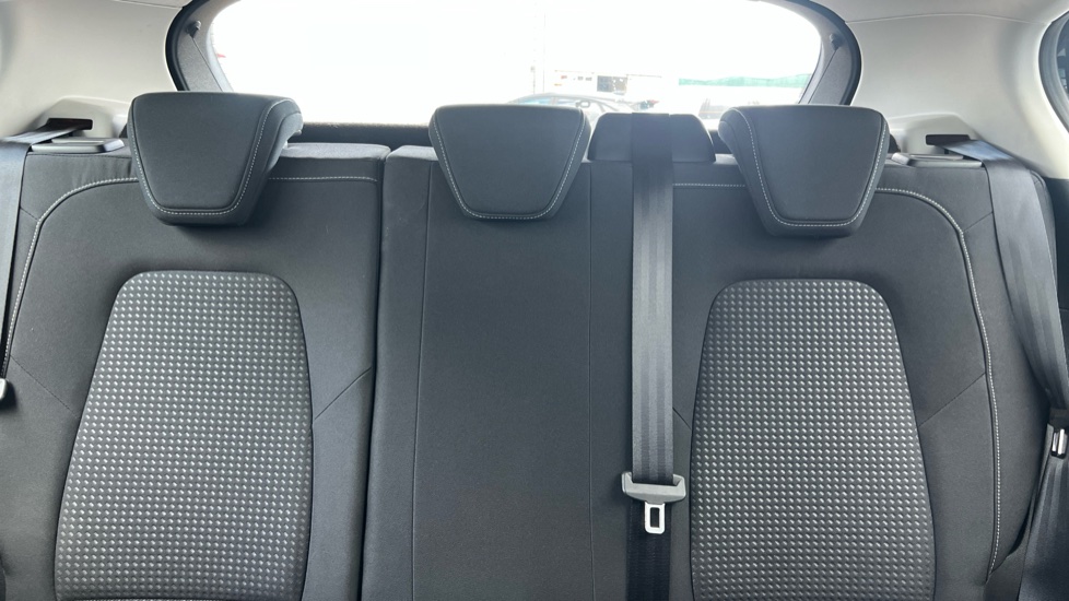 Ford Focus 1.0 EcoBoost 125 Zetec 5dr Petrol Hatchback - Image 15