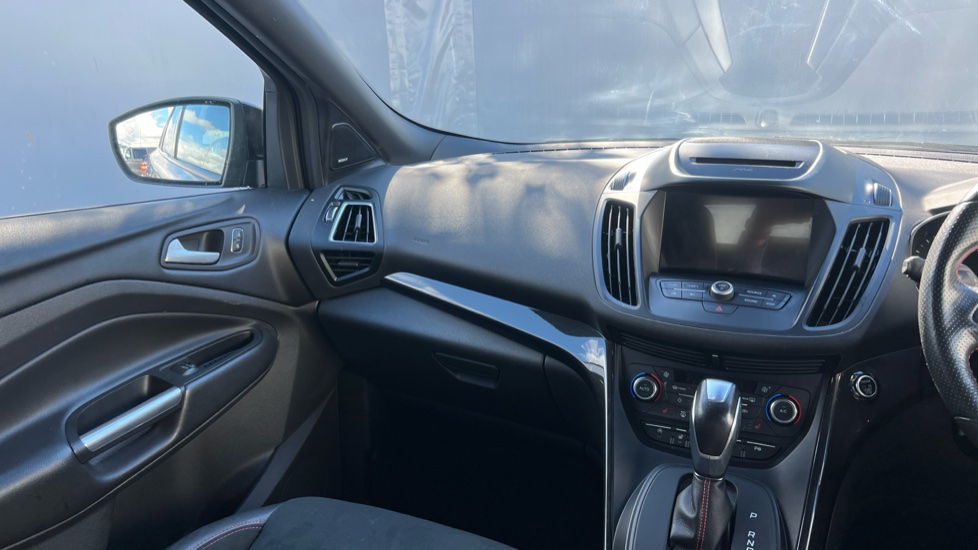 Ford Kuga 2.0 TDCi 180 ST-Line Edition 5dr Auto Diesel Estate - Image 14