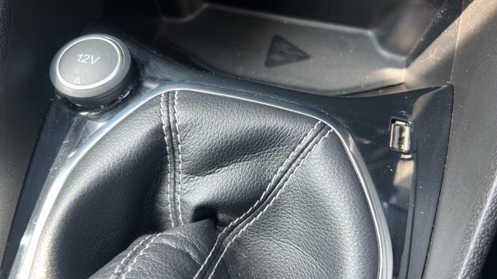 Ford Fiesta 1.0 EcoBoost Titanium B+O Play 5dr Petrol Hatchback - Image 28