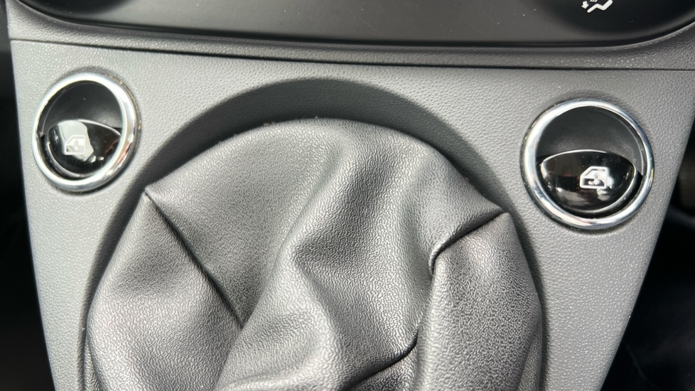 Fiat 500 1.2 Pop 3dr Petrol Hatchback - Image 26