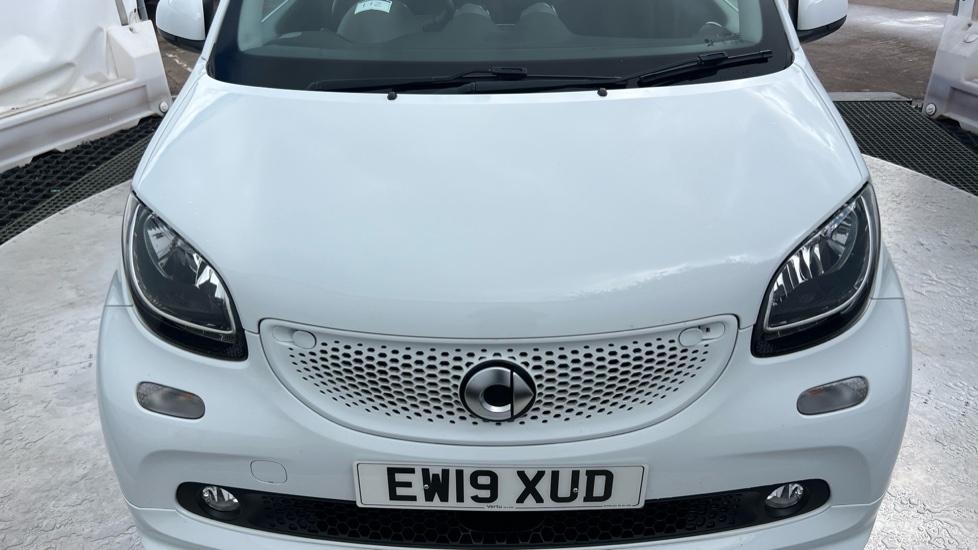 smart forfour hatchback 1.0 Urban Shadow Edition 5dr Petrol Hatchback - Image 8
