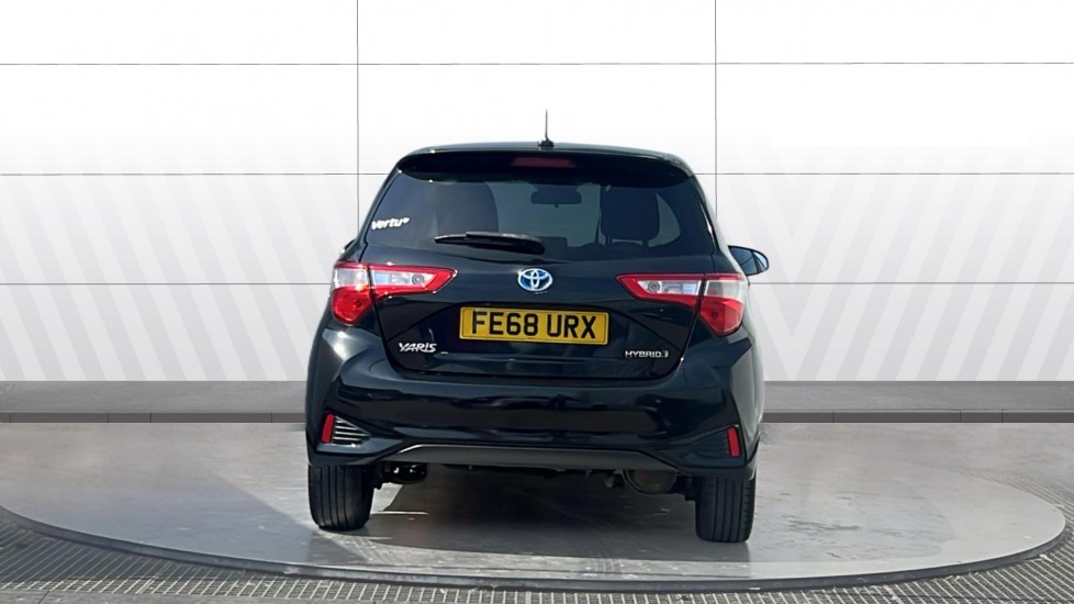 Toyota Yaris 1.5 Hybrid Design 5dr CVT Hybrid Hatchback - Image 6