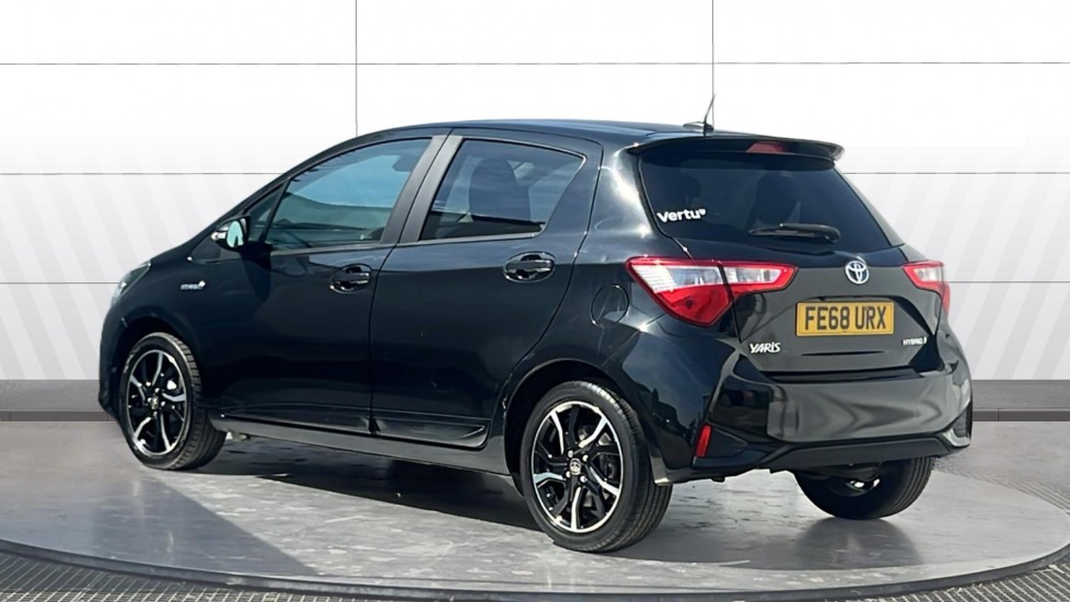 Toyota Yaris 1.5 Hybrid Design 5dr CVT Hybrid Hatchback - Image 2