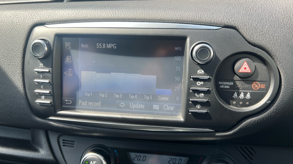 Toyota Yaris 1.5 Hybrid Design 5dr CVT Hybrid Hatchback - Image 22