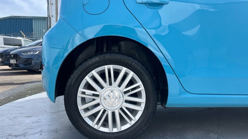 Volkswagen Up 1.0 Move Up 5dr Petrol Hatchback - Image 7