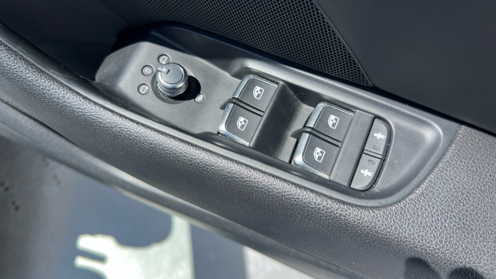 Audi A3 1.4 TFSI S Line 5dr Petrol Hatchback - Image 40