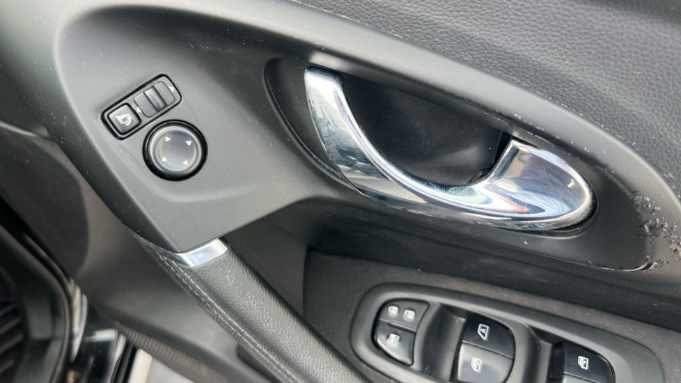Renault Kadjar 1.5 dCi Dynamique Nav 5dr Diesel Hatchback - Image 35