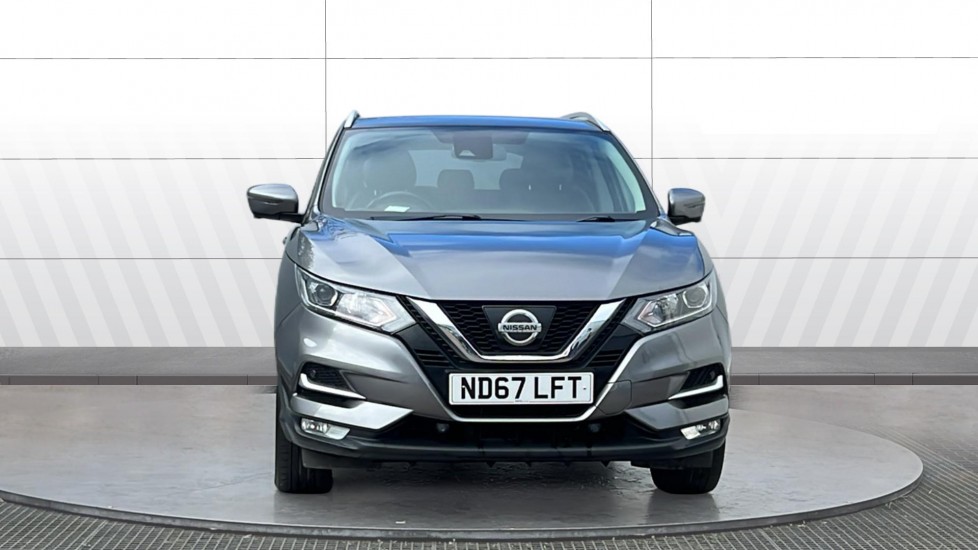 Nissan Qashqai 1.6 DiG-T N-Connecta 5dr Petrol Hatchback - Image 3