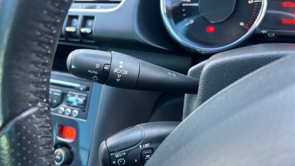 Peugeot 3008 1.6 BlueHDi 120 Allure 5dr Diesel Estate - Image 23