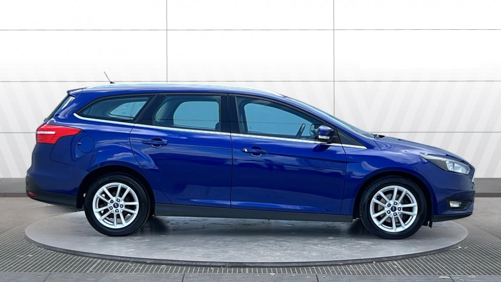Ford Focus 1.5 TDCi 120 Zetec 5dr Diesel Estate - Image 5