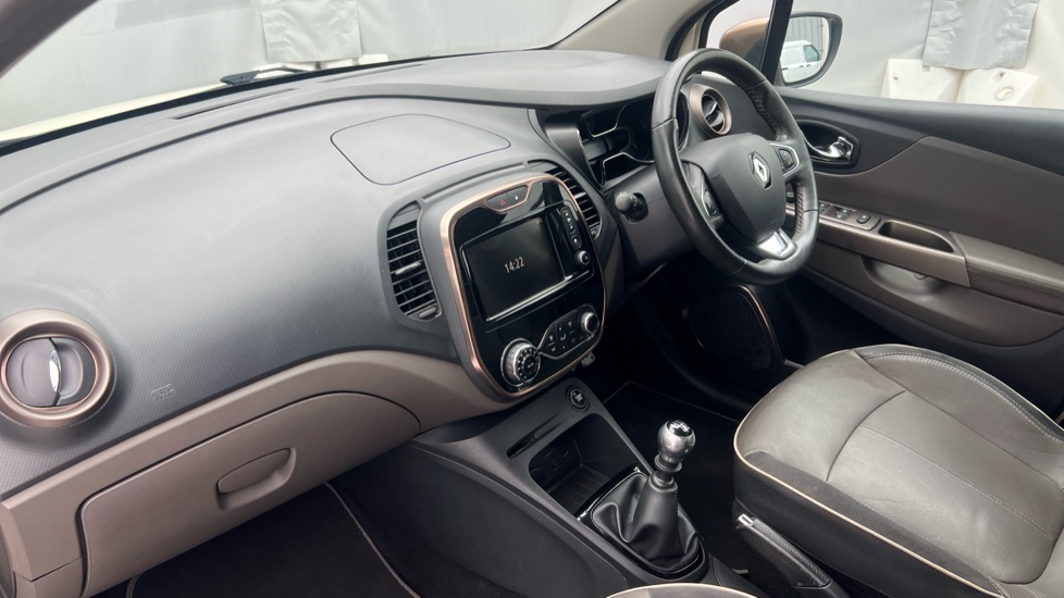Renault Captur 1.5 dCi 110 Iconic Nav 5dr Diesel Hatchback - Image 9