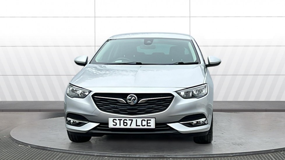 Vauxhall Insignia 1.5T SRi 5dr Petrol Hatchback - Image 3