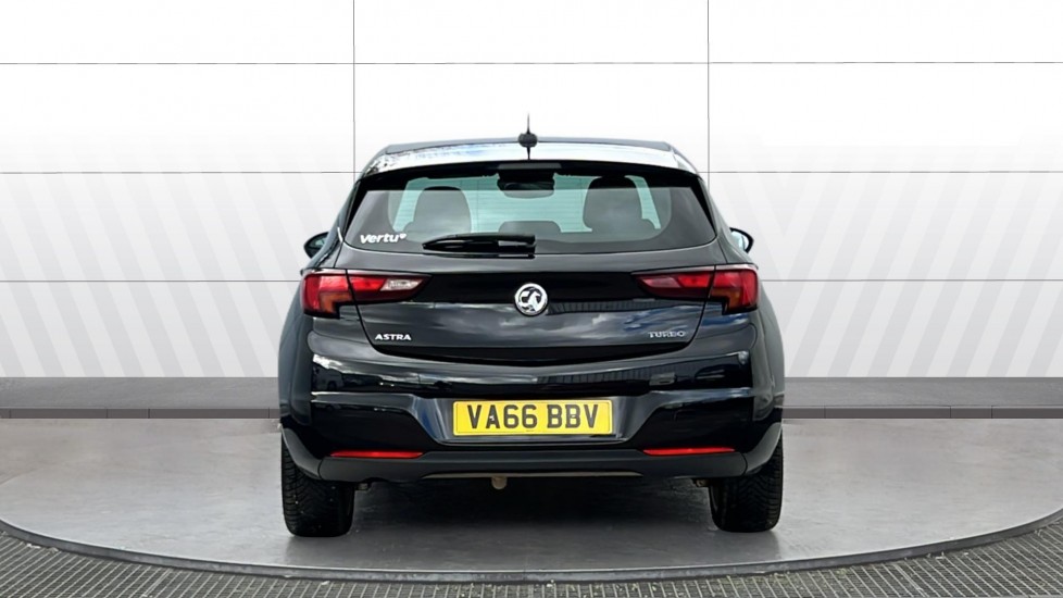 Vauxhall Astra 1.4T 16V 150 SRi 5dr Petrol Hatchback - Image 6
