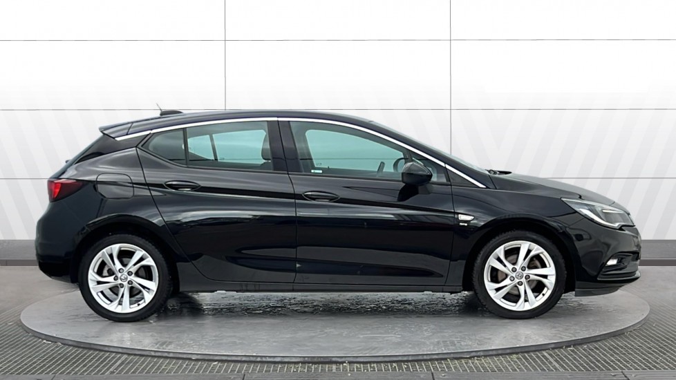 Vauxhall Astra 1.4T 16V 150 SRi 5dr Petrol Hatchback - Image 5