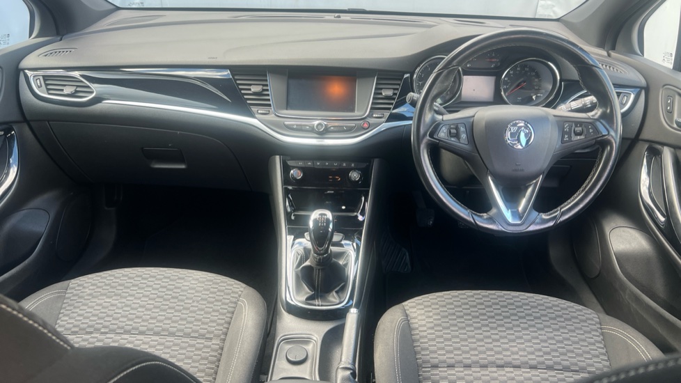 Vauxhall Astra 1.4T 16V 150 SRi 5dr Petrol Hatchback - Image 10