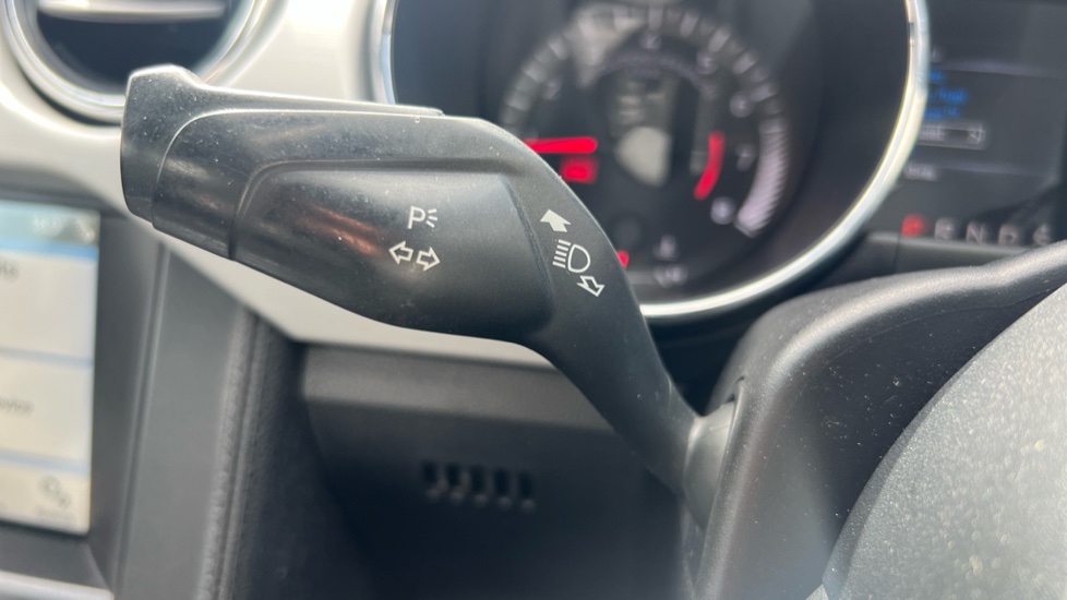 Ford Mustang 2.3 EcoBoost 2dr Auto Petrol Coupe - Image 35