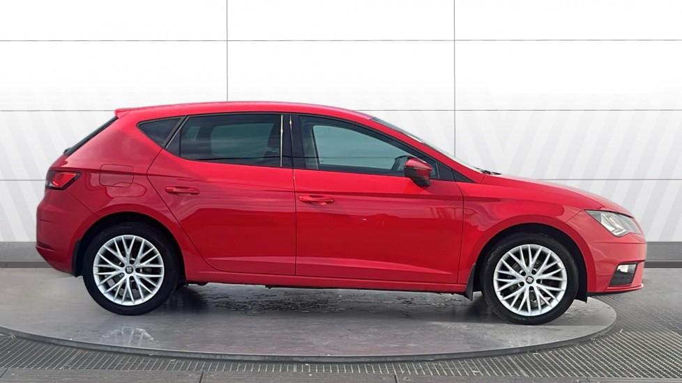 SEAT Leon 1.2 TSI SE Dynamic Technology 5dr Petrol Hatchback - Image 5
