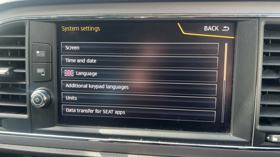 SEAT Leon 1.2 TSI SE Dynamic Technology 5dr Petrol Hatchback - Image 22