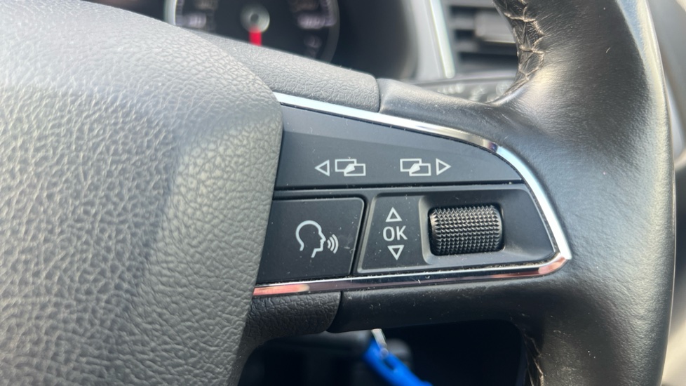 SEAT Leon 1.2 TSI SE Dynamic Technology 5dr Petrol Hatchback - Image 32
