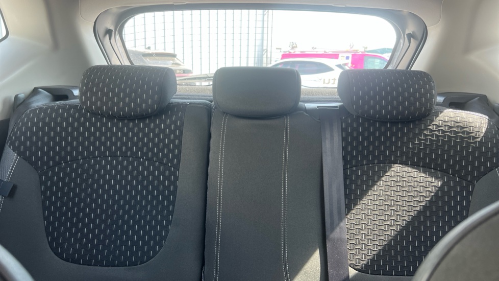 Renault Captur 1.5 dCi 90 Dynamique Nav 5dr Diesel Hatchback - Image 15