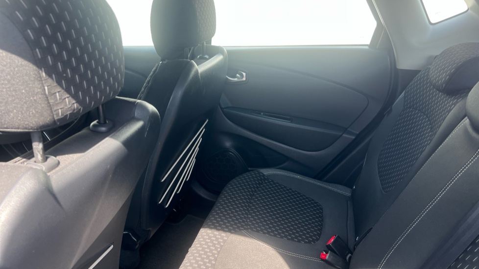 Renault Captur 1.5 dCi 90 Dynamique Nav 5dr Diesel Hatchback - Image 16