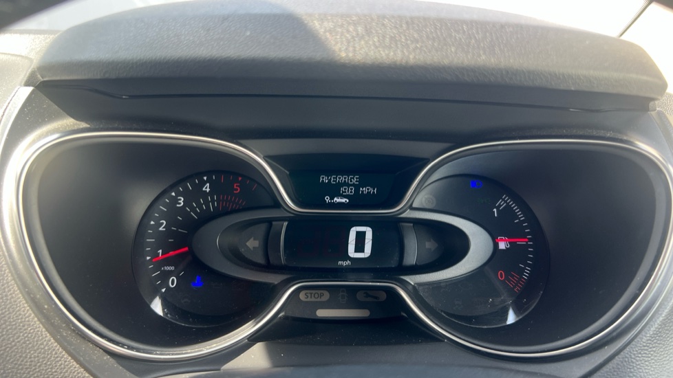 Renault Captur 1.5 dCi 90 Dynamique Nav 5dr Diesel Hatchback - Image 18