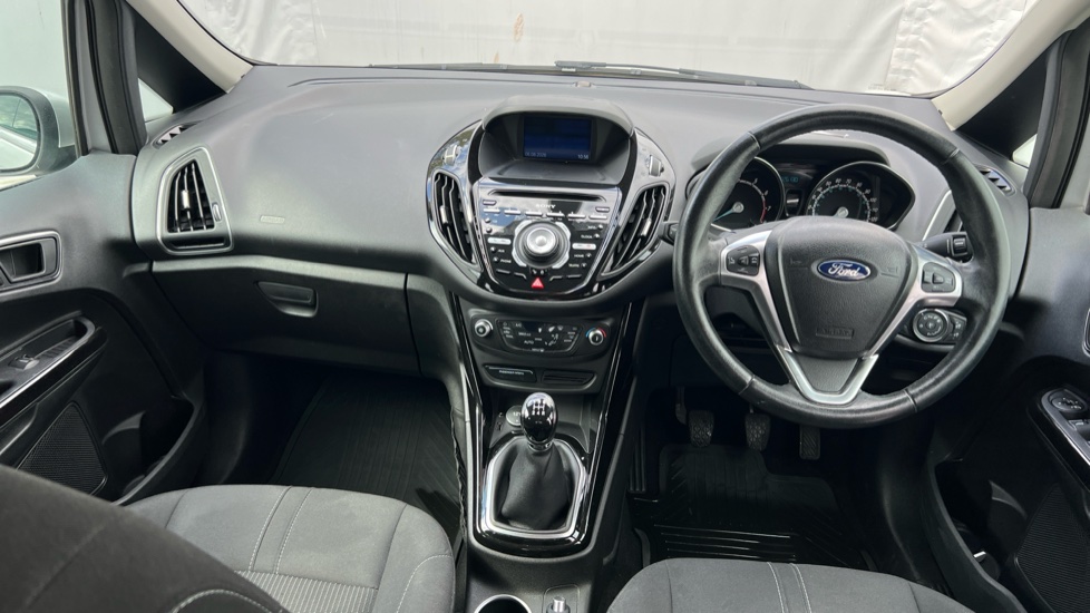 Ford B-MAX 1.0 EcoBoost Titanium Navigator 5dr Petrol Hatchback - Image 10